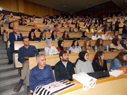 Mesleki ve entelektüel bir ilgi alanı olarak sosyoloji